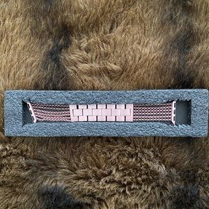 New In Box Rose Gold Apple Watch 38 mm Band